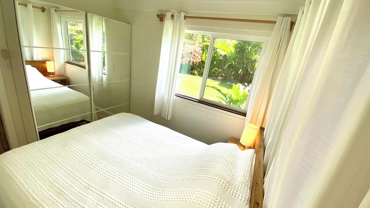 Photo of Bedroom in Waialua