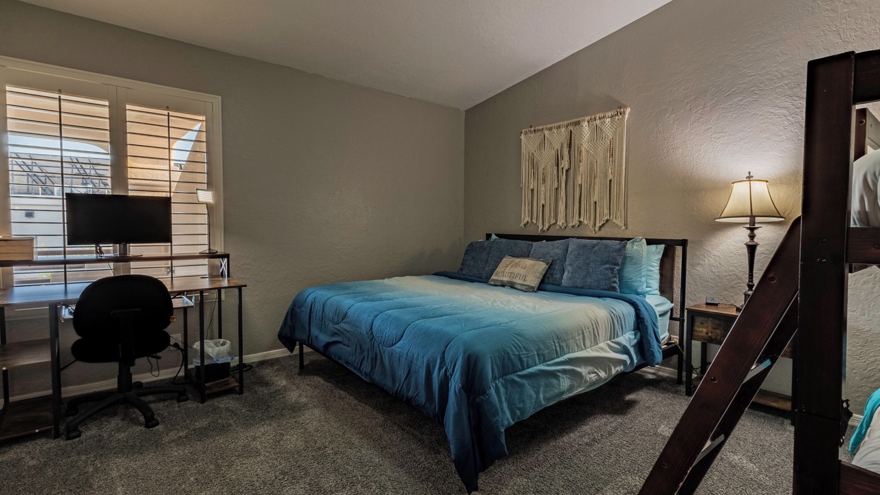 Photo of Bedroom in Lake Havasu City