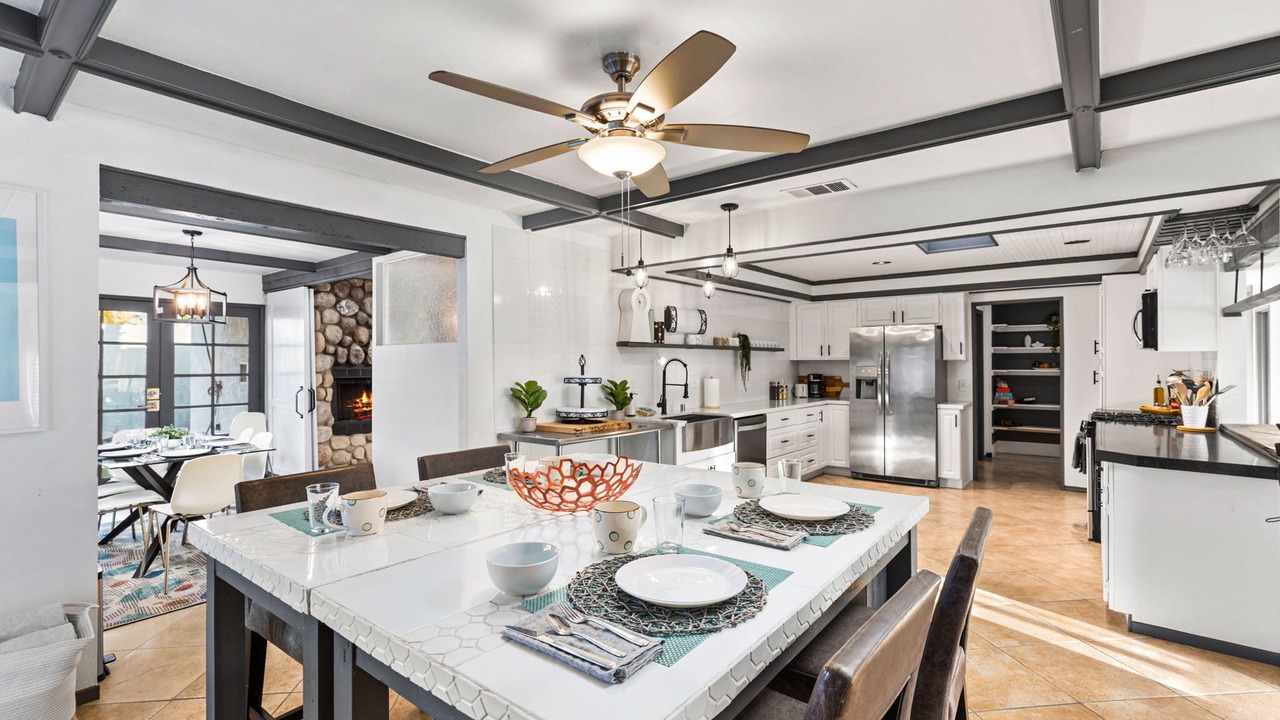 Photo of Kitchen in Racquet Club South