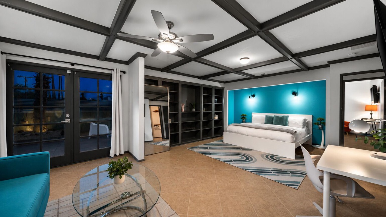Photo of Bedroom in Racquet Club South