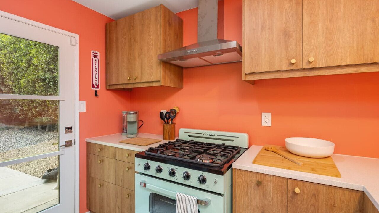 Photo of Kitchen in Tahquitz River Estates