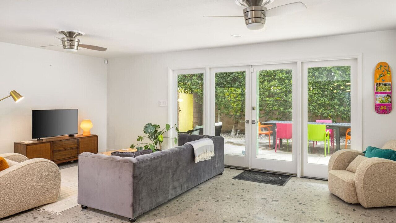 Photo of Livingroom in Tahquitz River Estates