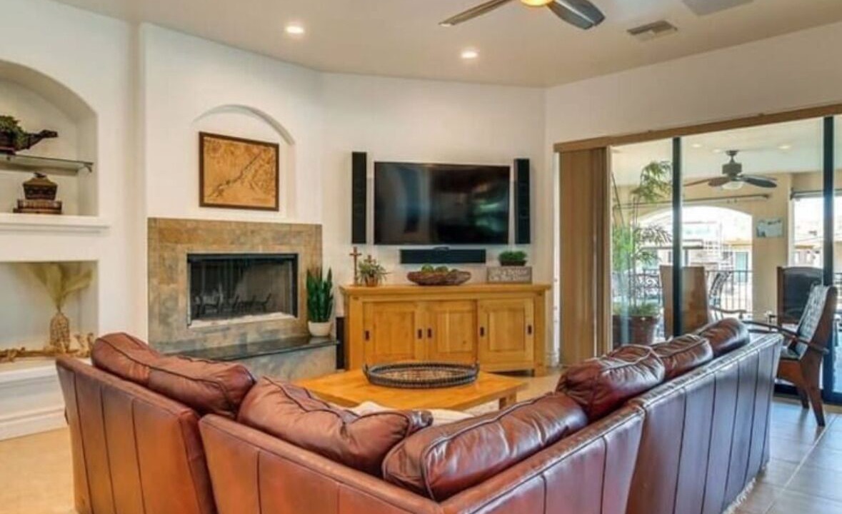Photo of Livingroom in Cienega Springs