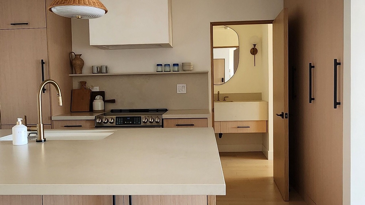 Photo of Kitchen in Central Malibu