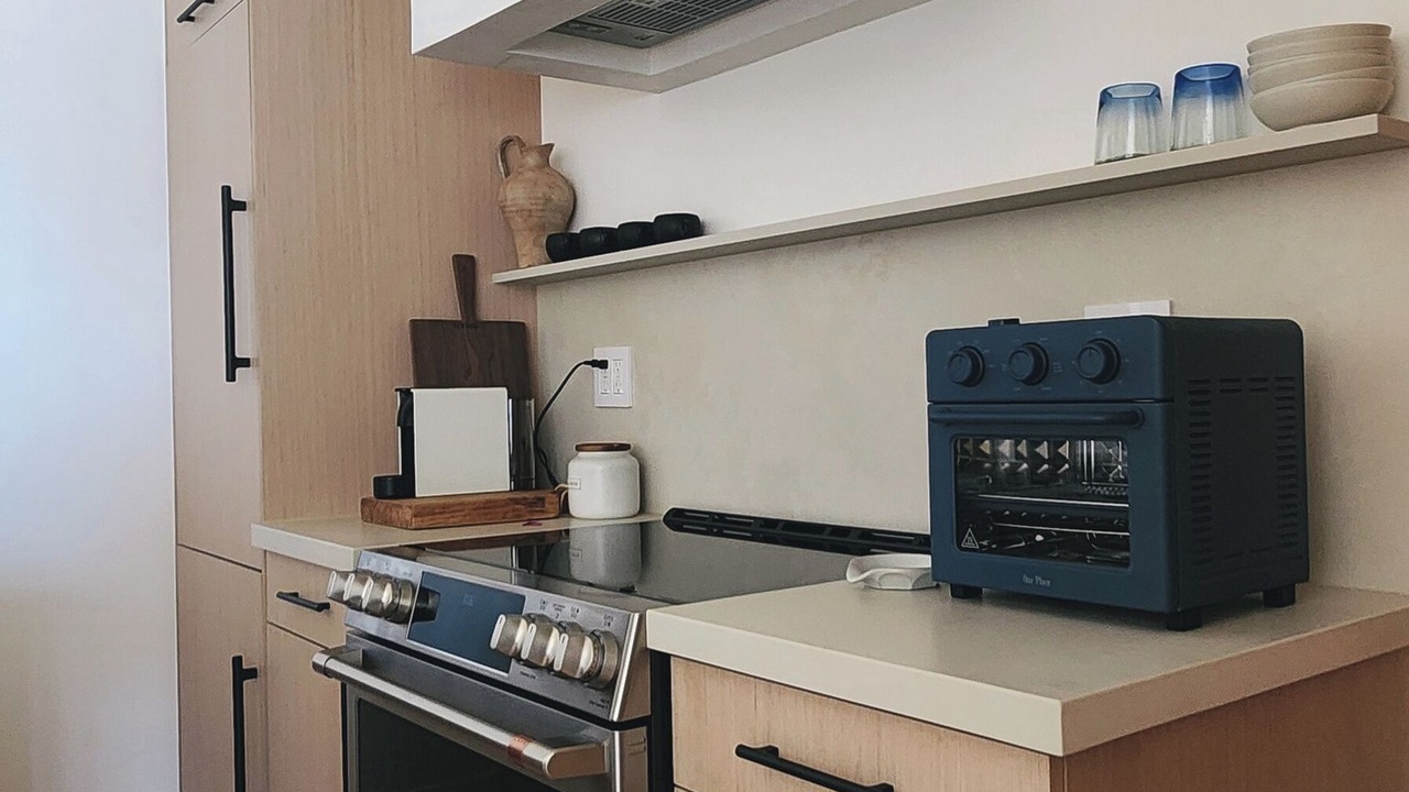Photo of Kitchen in Central Malibu