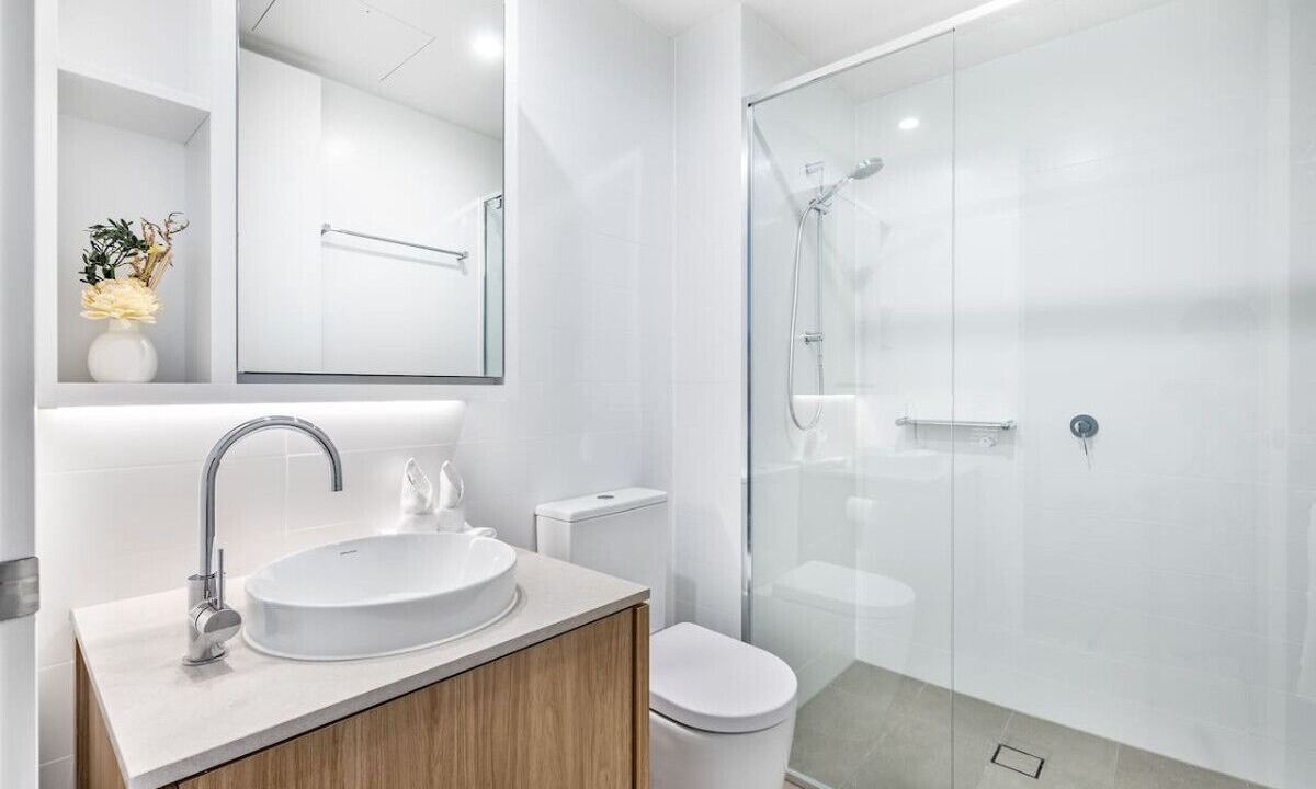Photo of Bathroom in Mermaid Beach