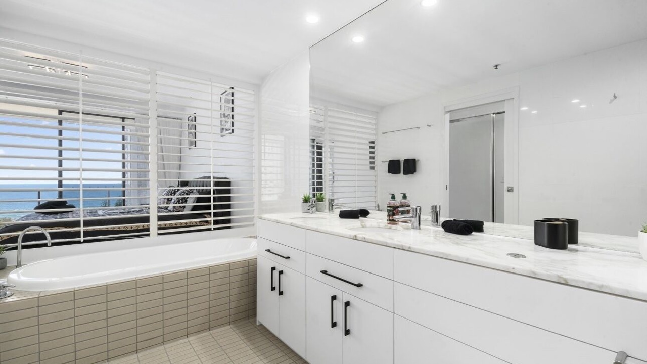 Photo of Bathroom in Broadbeach