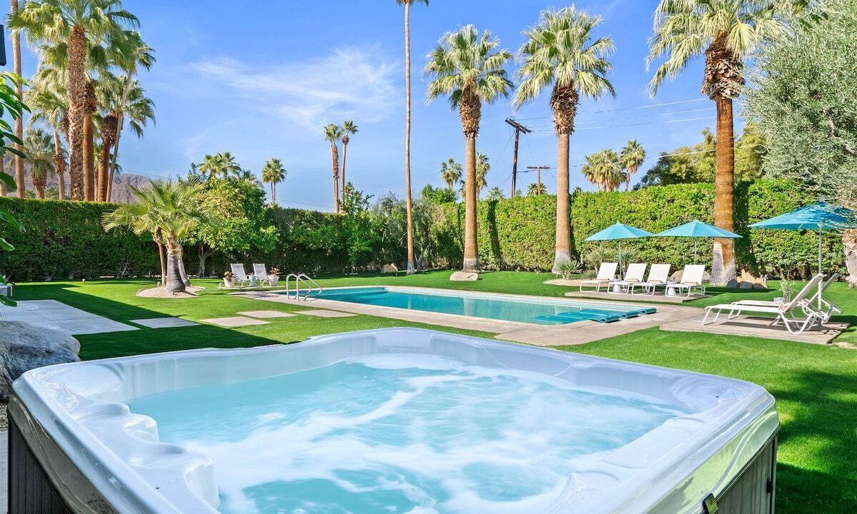 Photo of Outdoor in Sunmor