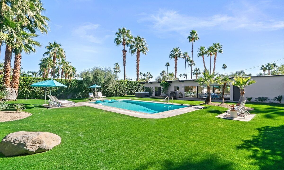 Photo of Outdoor in Sunmor