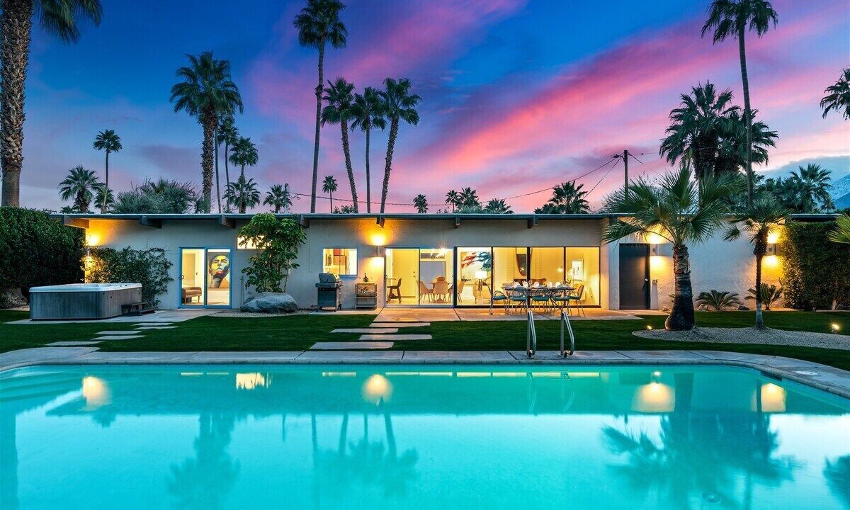 Photo of Outdoor in Sunmor
