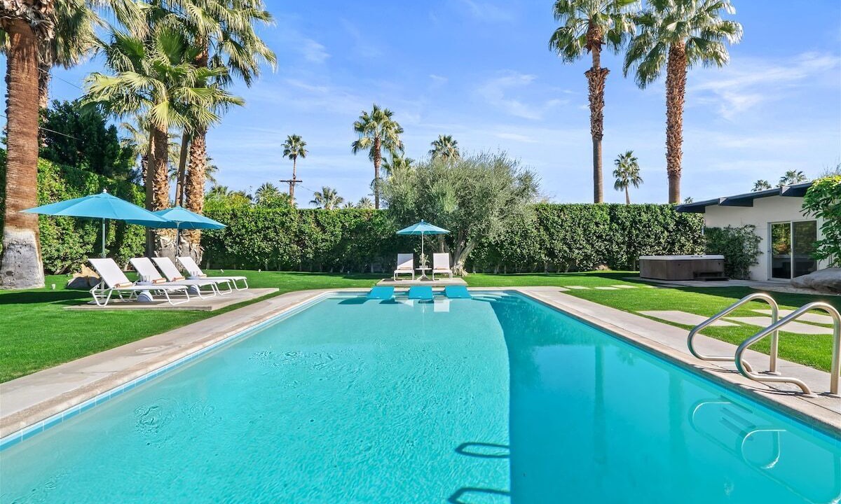 Photo of Outdoor in Sunmor