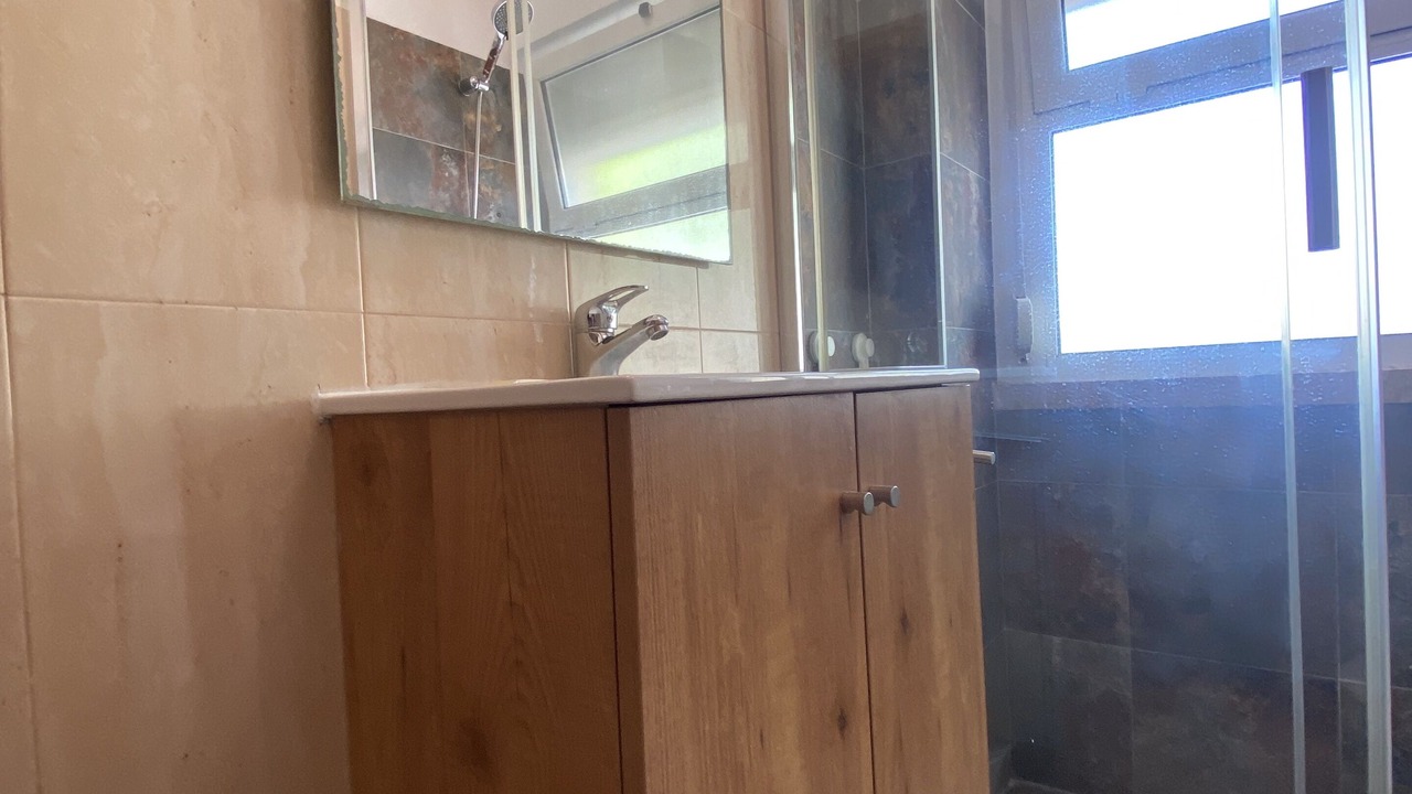 Photo of Bathroom in Laranjeiro