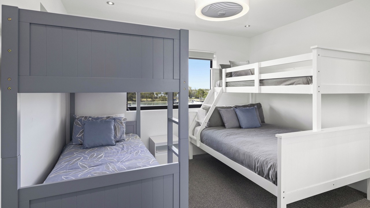 Photo of Bedroom in Sandstone Point