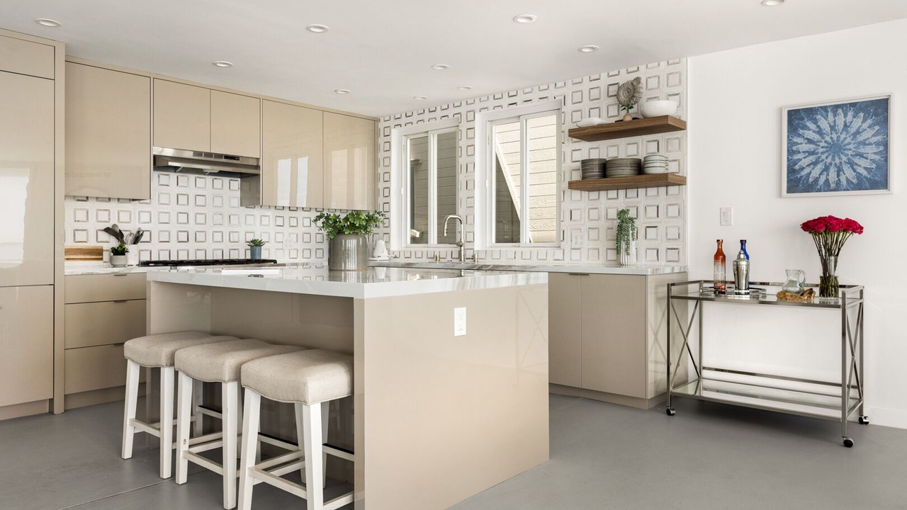 Photo of Kitchen in Central Malibu