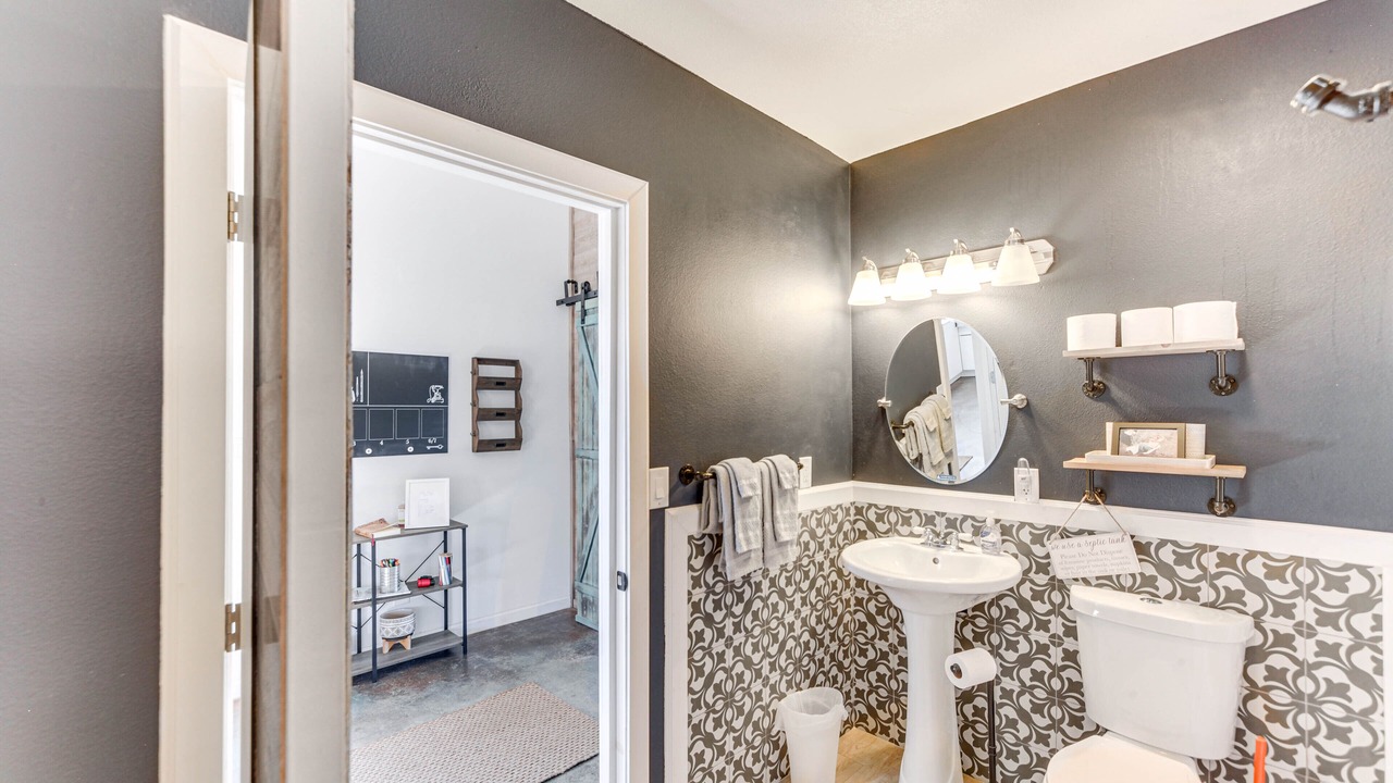 Photo of Bathroom in Landers