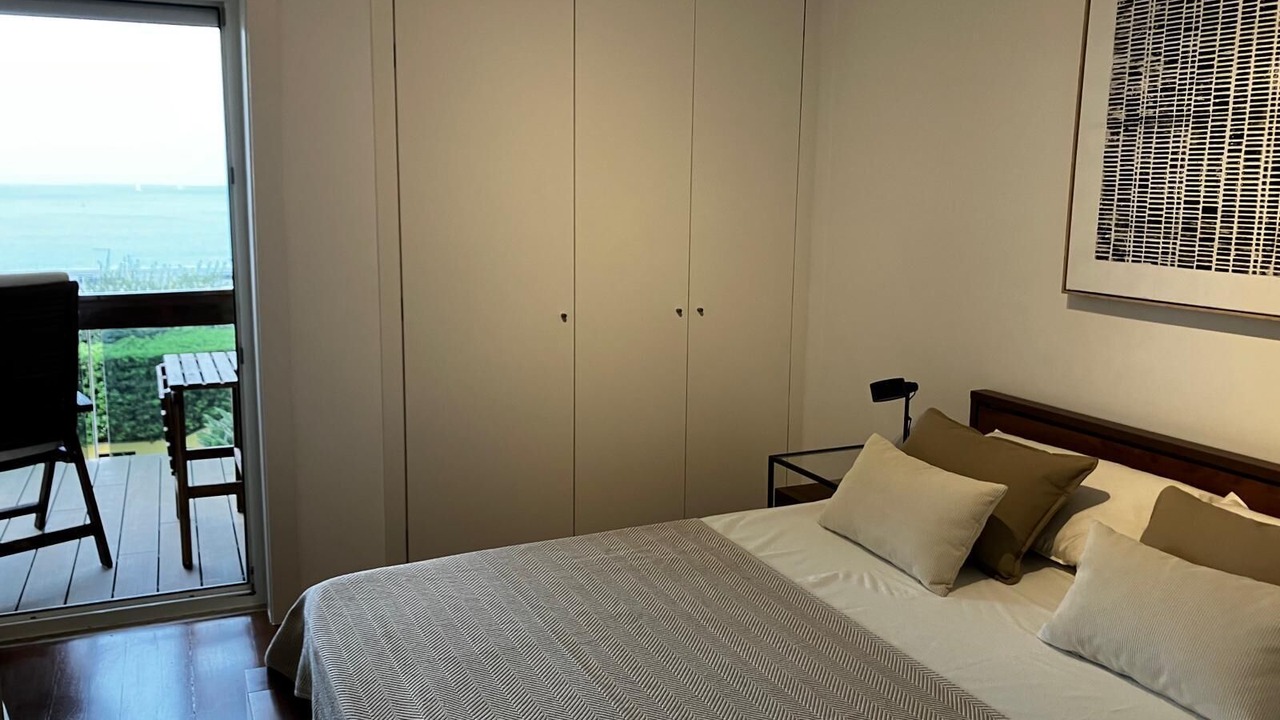 Photo of Bedroom in Oeiras