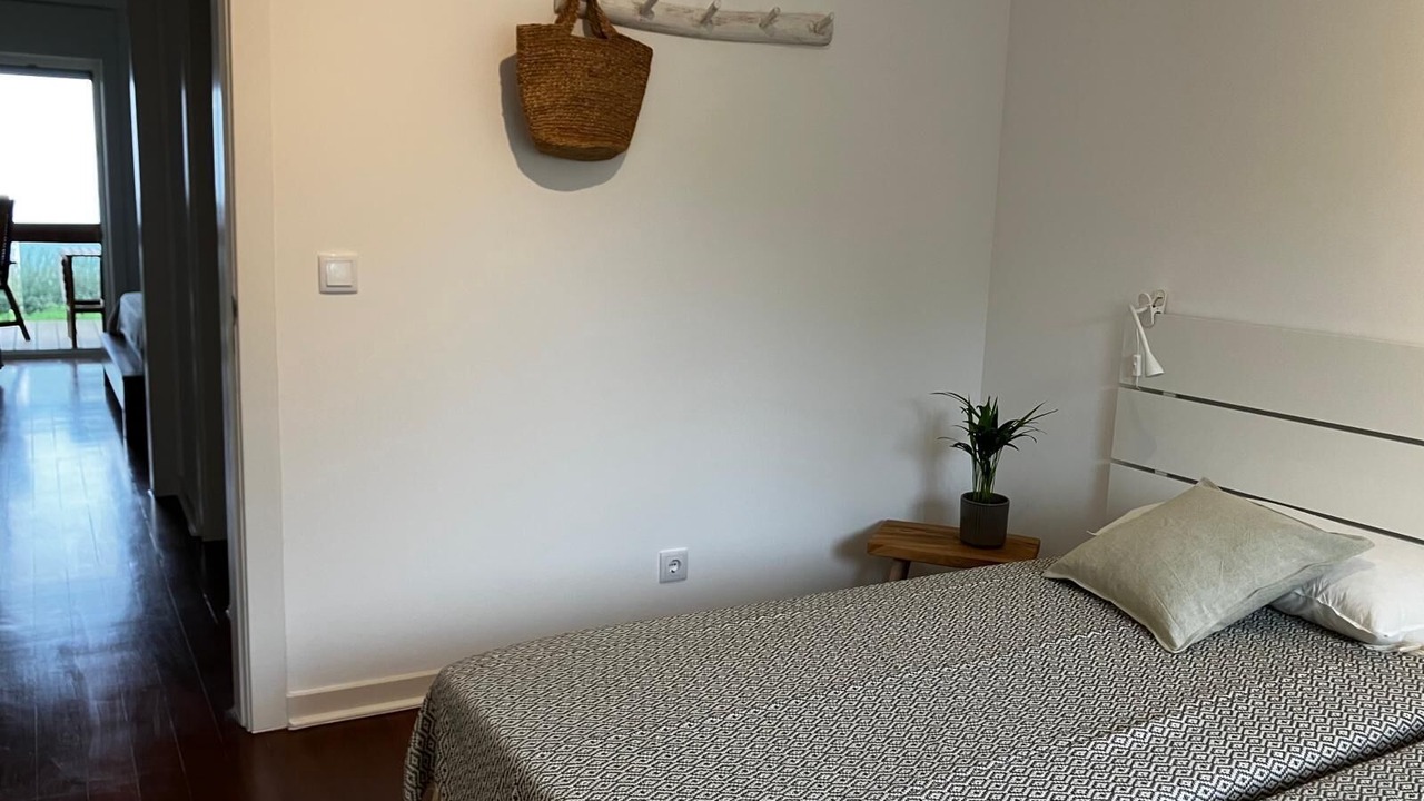 Photo of Bedroom in Oeiras