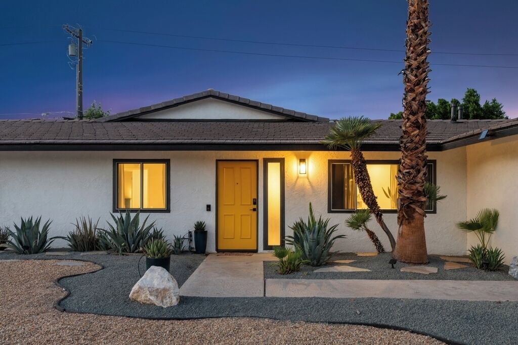 Photo of Outdoor in Desert Park Estates