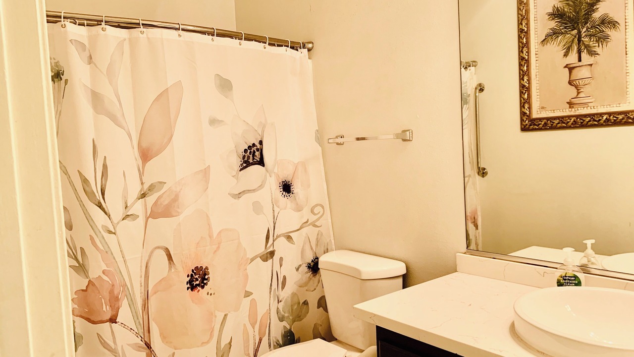 Photo of Bathroom in North Las Vegas