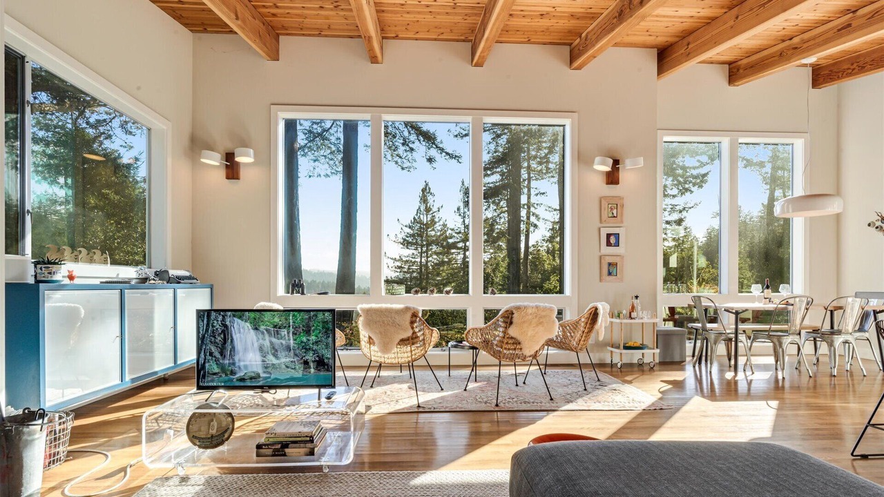 Photo of Bedroom in Cazadero