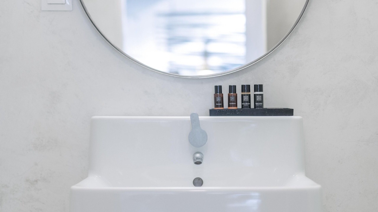 Photo of Bathroom in Meco