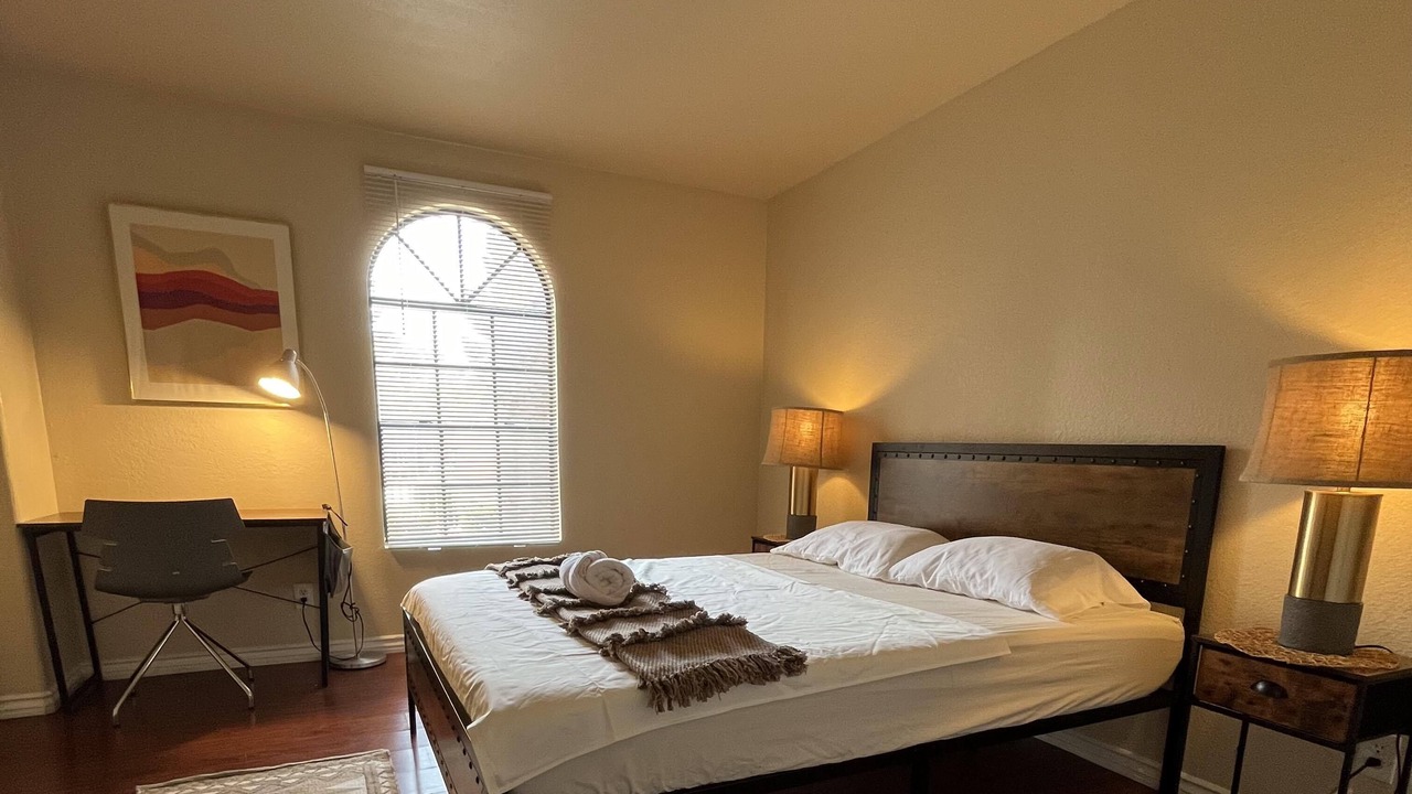 Photo of Bedroom in Sunrise Manor
