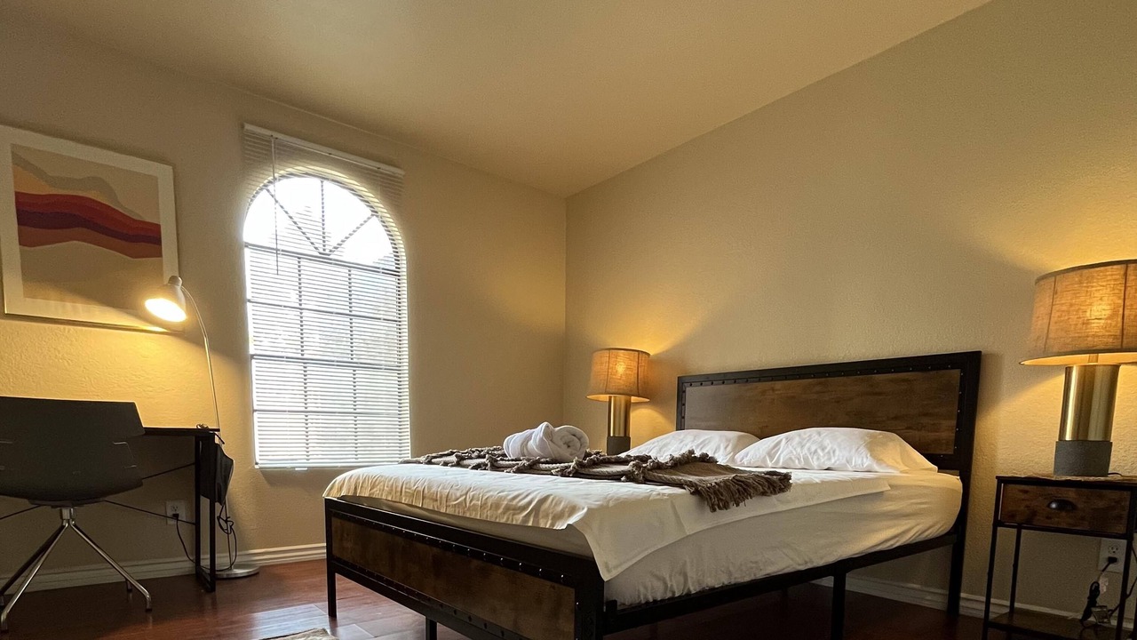 Photo of Bedroom in Sunrise Manor