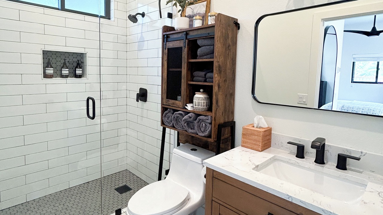 Photo of Bathroom in Los Olivos