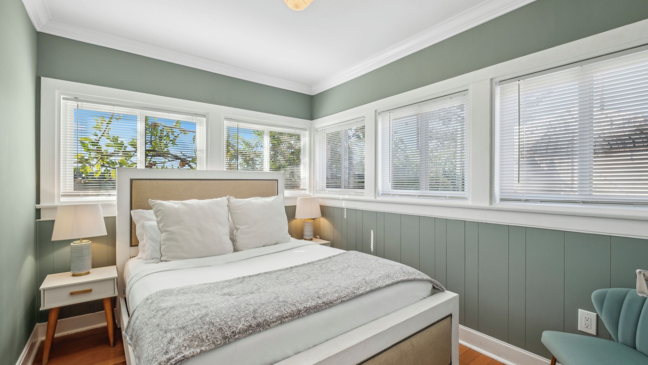 Photo of Bedroom in Laguna Beach