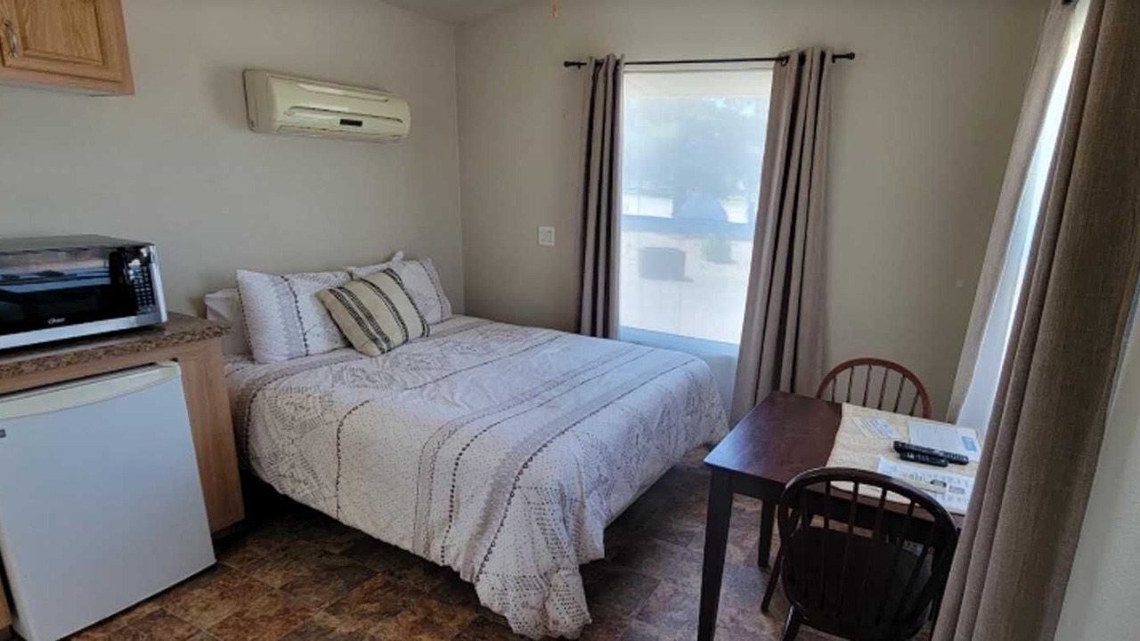 Photo of Bedroom in Jacumba