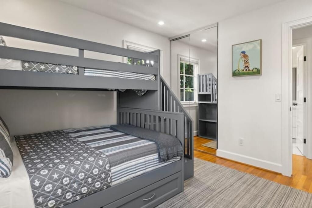 Photo of Bedroom in East Mesa