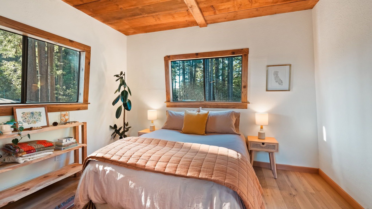 Photo of Bedroom in Albion