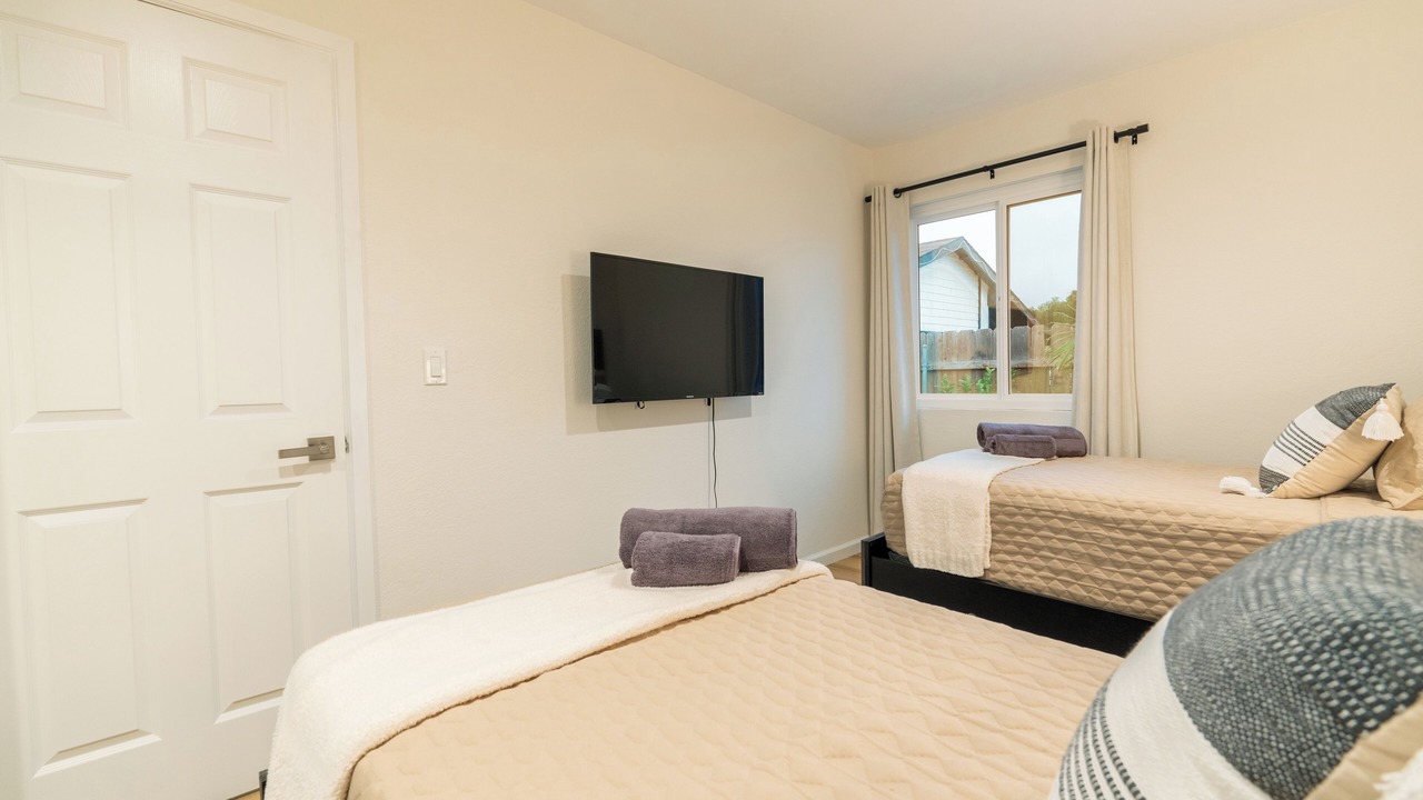 Photo of Bedroom in Bay Terraces