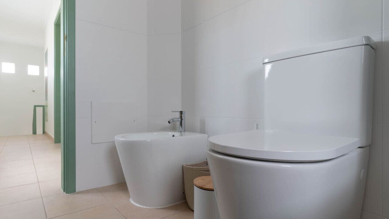 Photo of Bathroom in Rogil