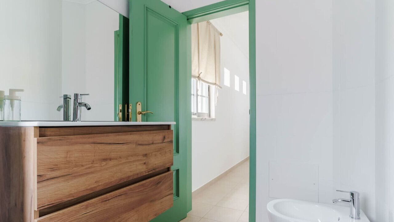 Photo of Bathroom in Rogil