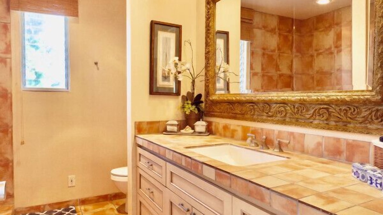 Photo of Bathroom in Carpinteria