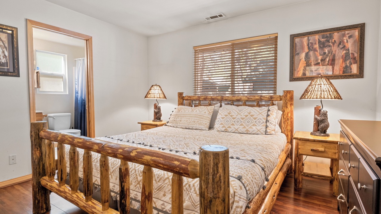 Photo of Bedroom in Big Bear City