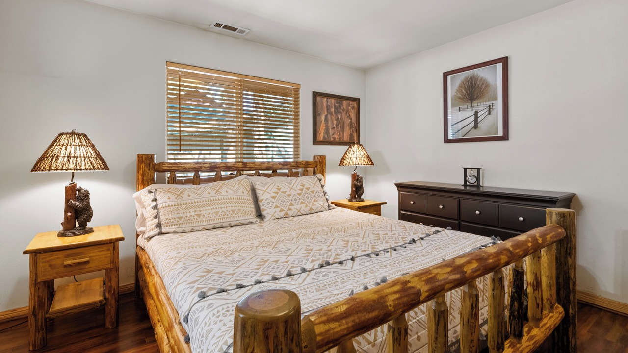 Photo of Bedroom in Big Bear City