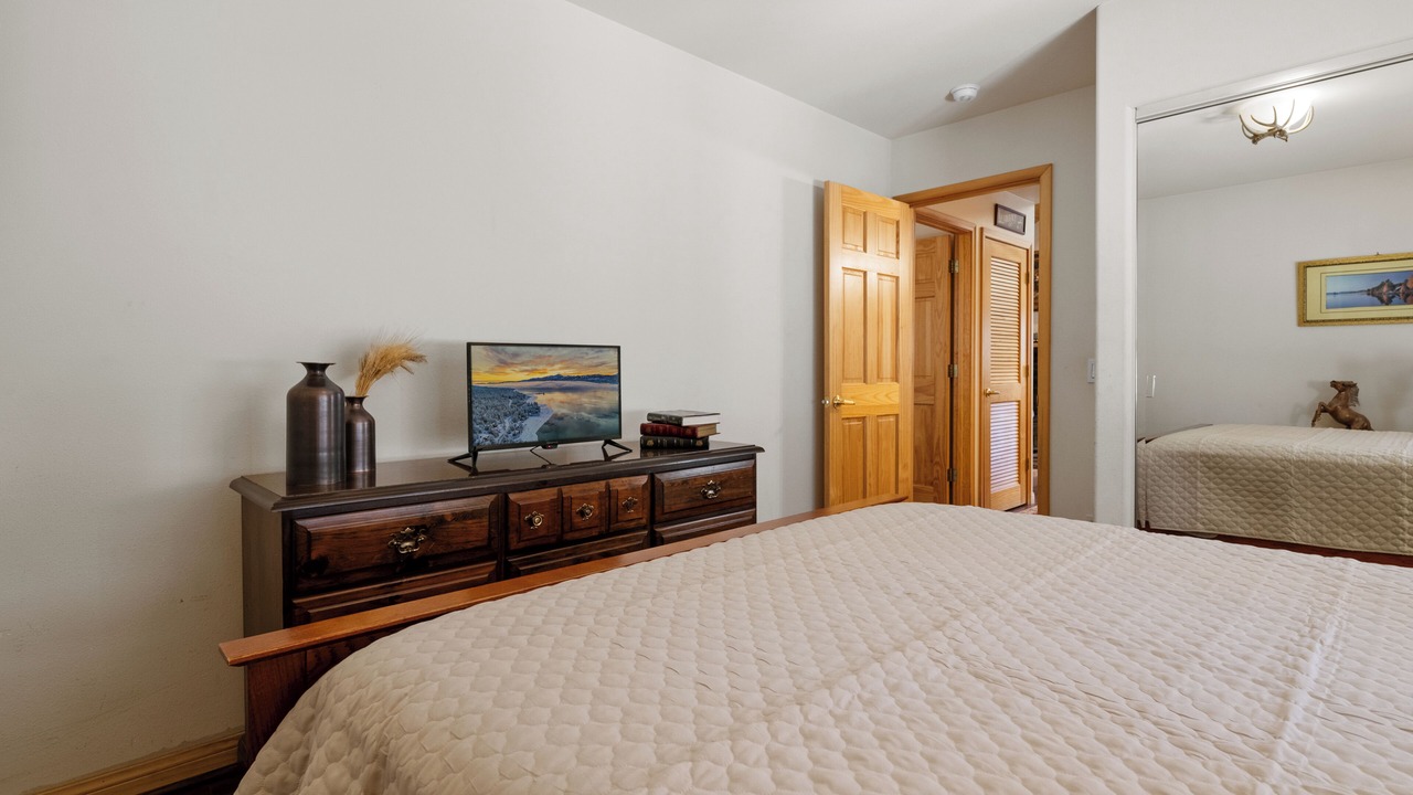 Photo of Bedroom in Big Bear City