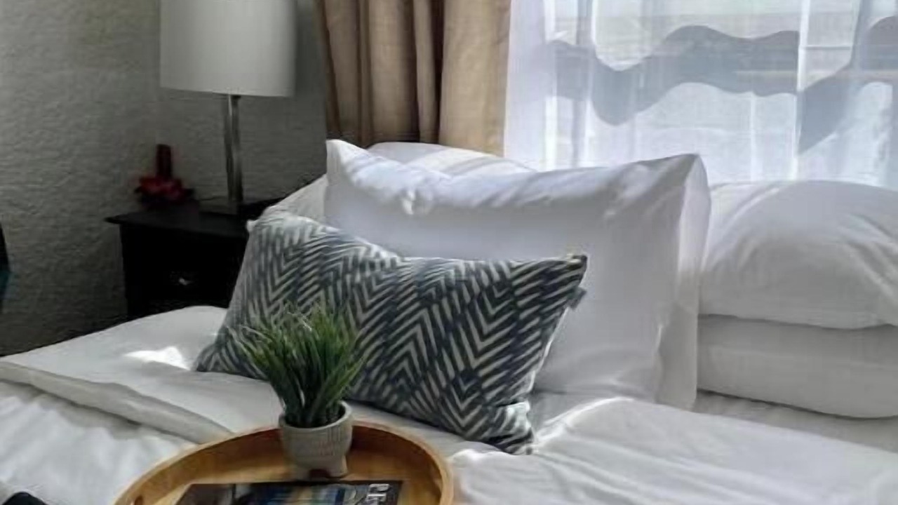 Photo of Bedroom in Needles