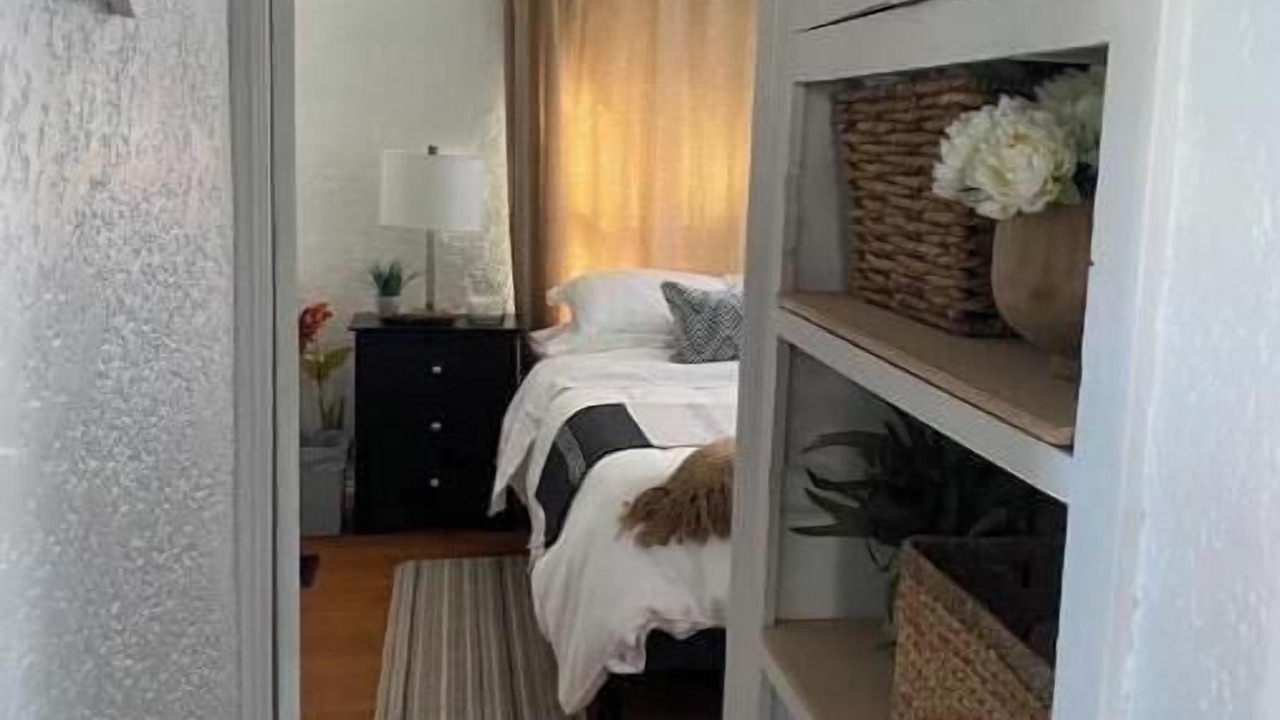 Photo of Bedroom in Needles