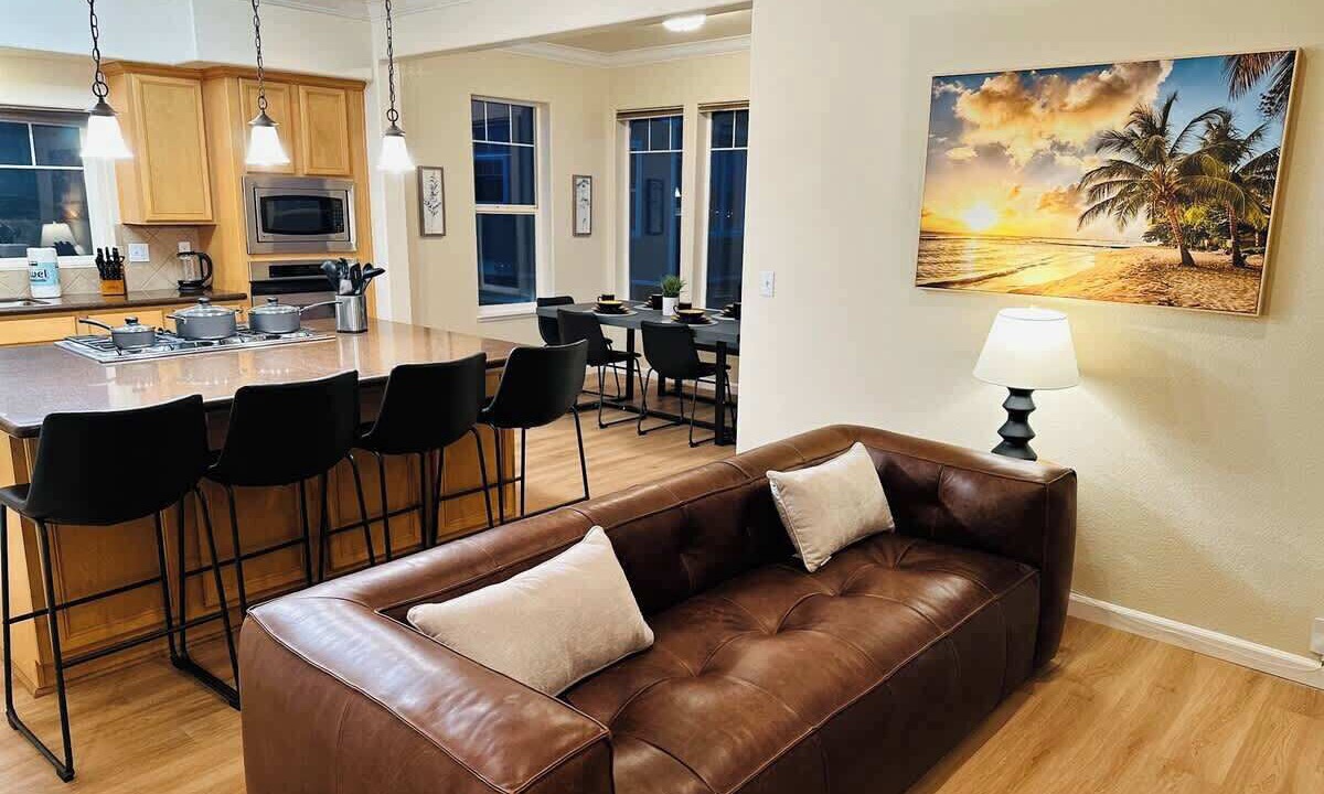 Photo of Livingroom in Northeast Reno