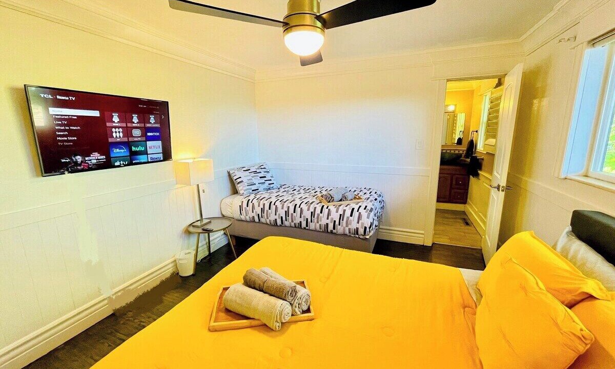Photo of Bedroom in West University