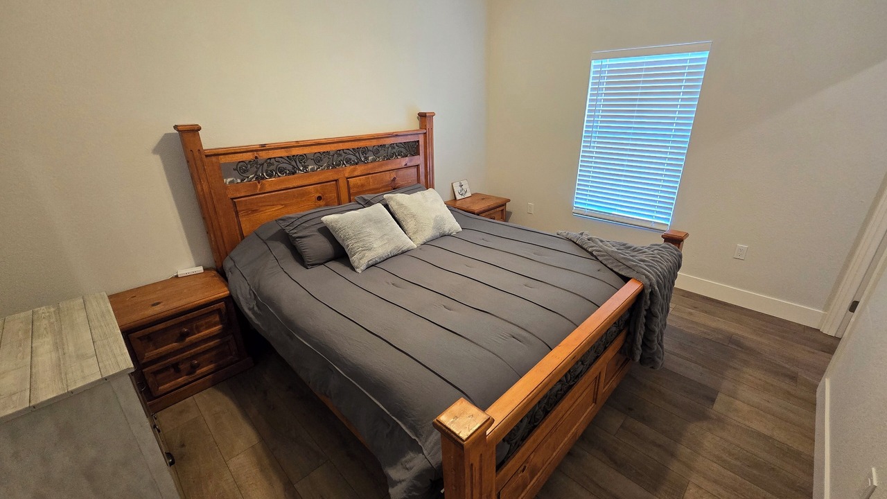 Photo of Bedroom in Needles