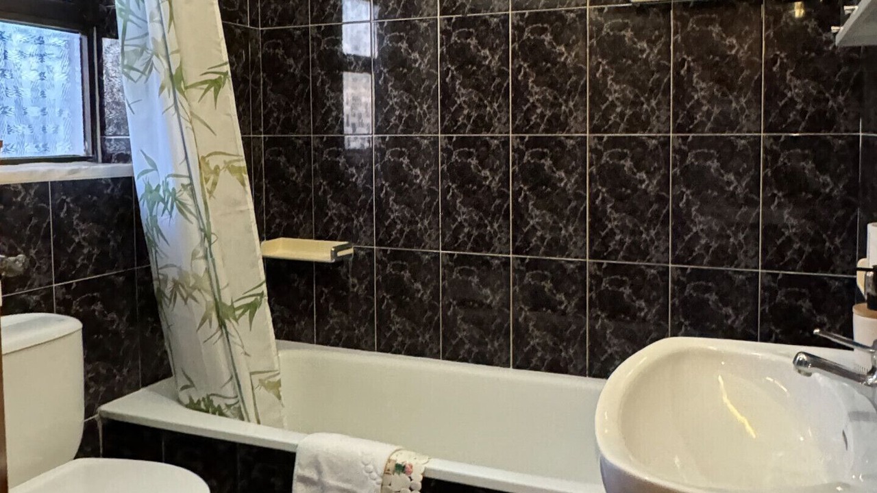 Photo of Bathroom in Monte Raposo