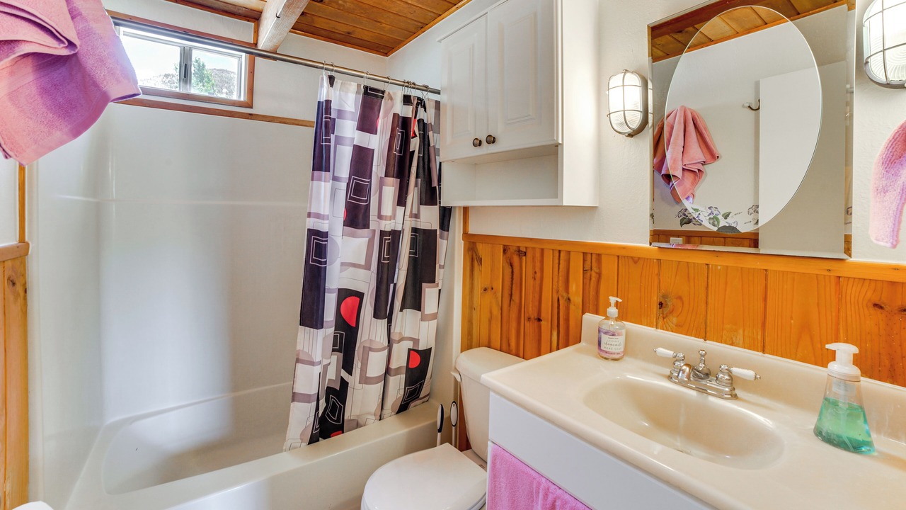 Photo of Bathroom in Frazier Park