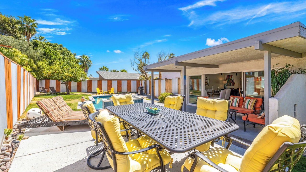 Photo of Outdoor in Sunrise Vista Chino