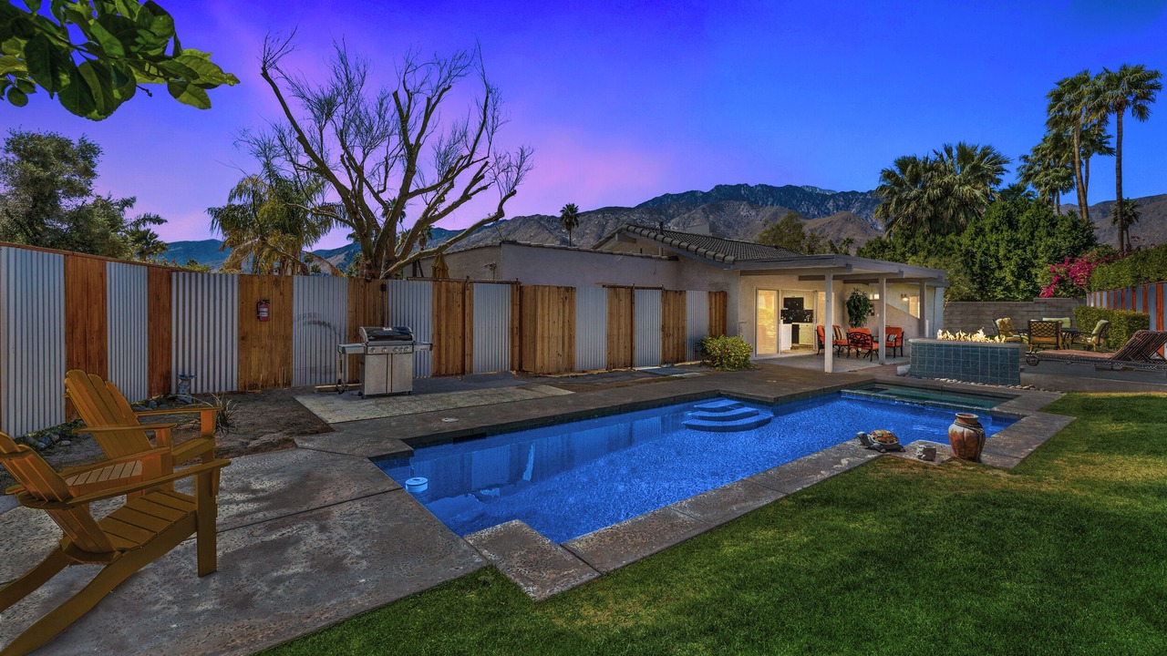 Photo of Outdoor in Sunrise Vista Chino
