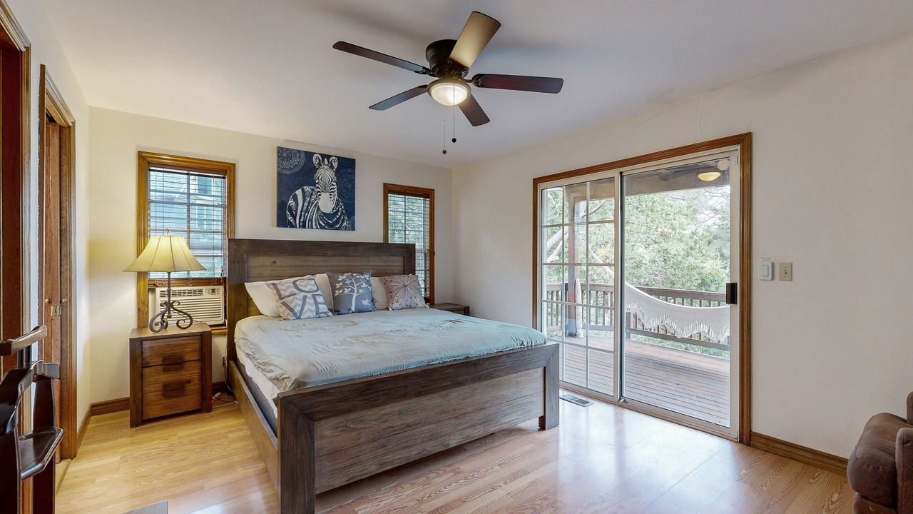 Photo of Bedroom in Blue Jay