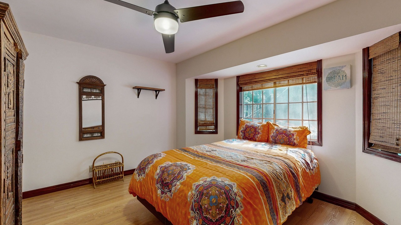 Photo of Bedroom in Blue Jay
